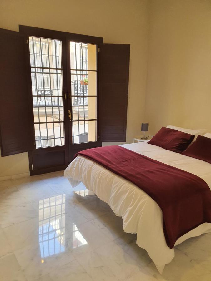 Habitaciones Casa Sevillana Centro Luaran gambar