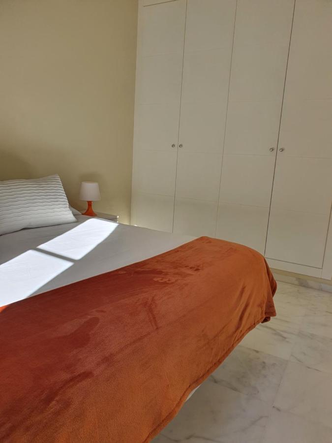 Habitaciones Casa Sevillana Centro Luaran gambar